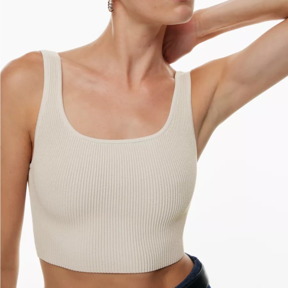 cream Artizia square neck cropped tank